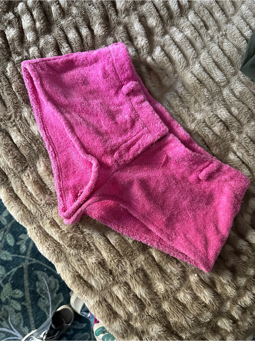 SKIMS Plush Terry micro low Rise Shorts in Hot Pink S